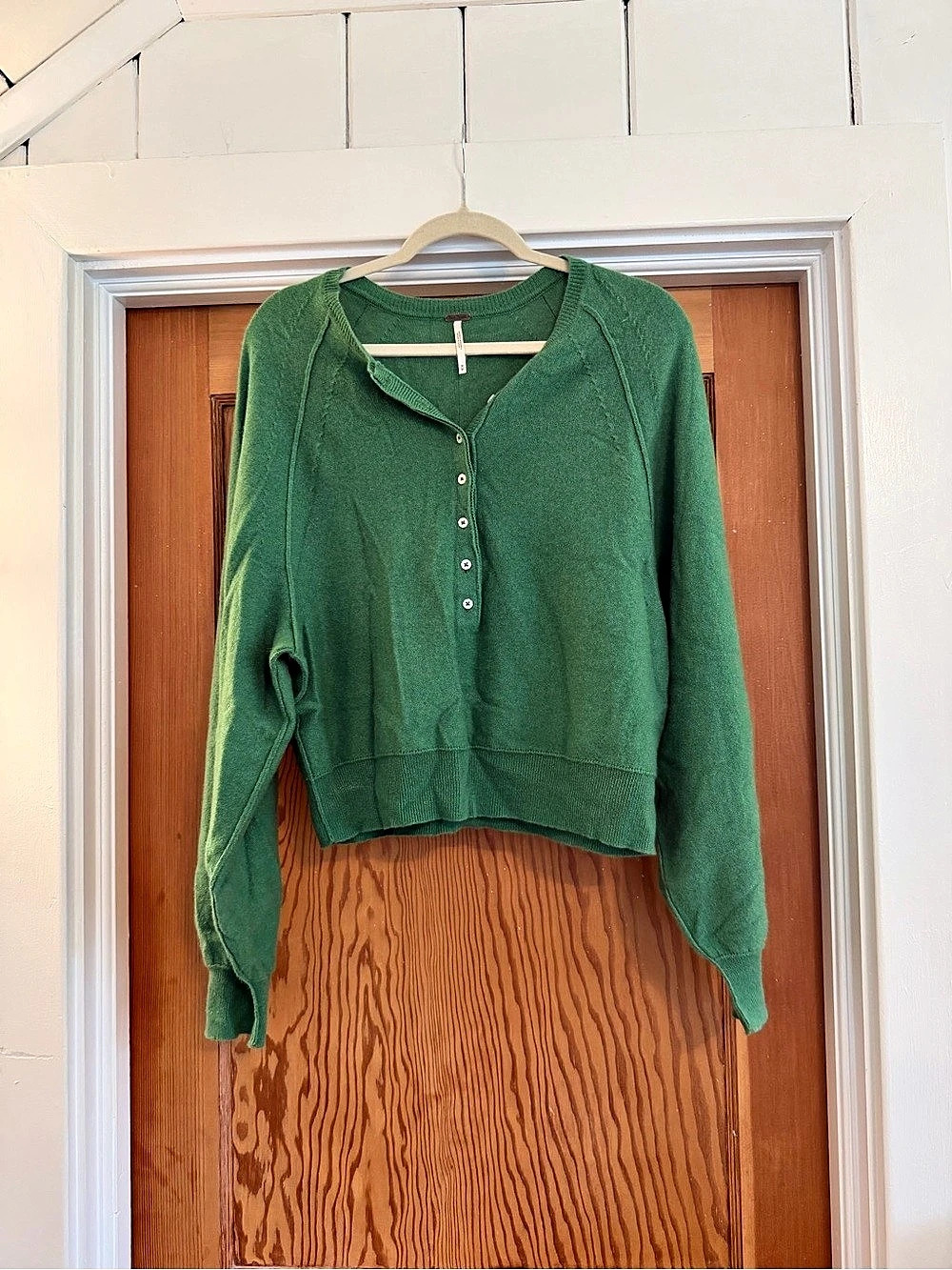 Free People cashmere Henley sweater Size Medium